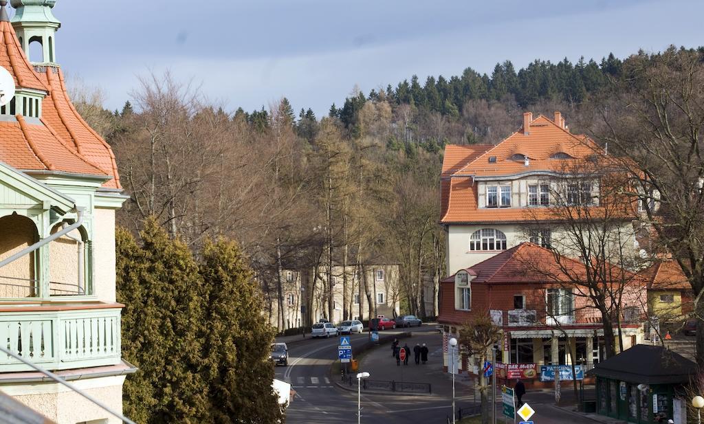 Willa Zuzanna Kudowa-Zdrój Exterior foto